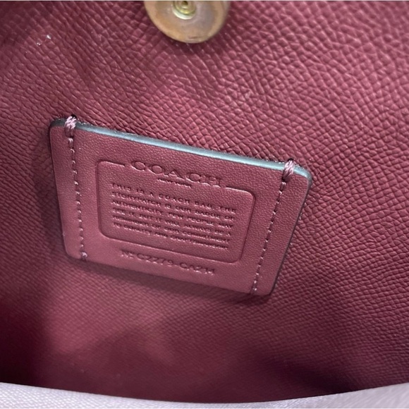 SOLD Coach mollie bucket bag - Picture 5 of 8